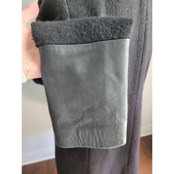$398 CLUB MONACO Women’s Halli Coat 100% Italian Wool Lamb Leather Cuffs Medium - Picture 5 of 7